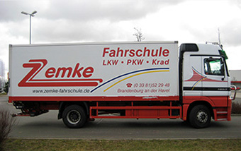 Fahrschul-LKW